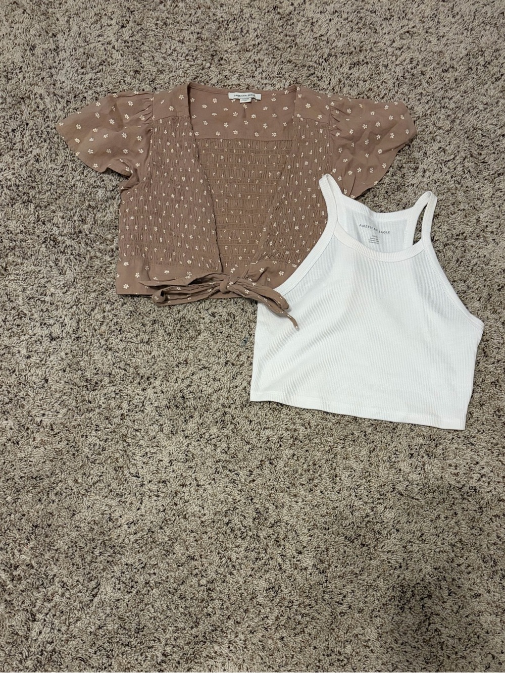 American Eagle White Ribbed Tank Top & Brown Floral Tie-Front Top Bundle